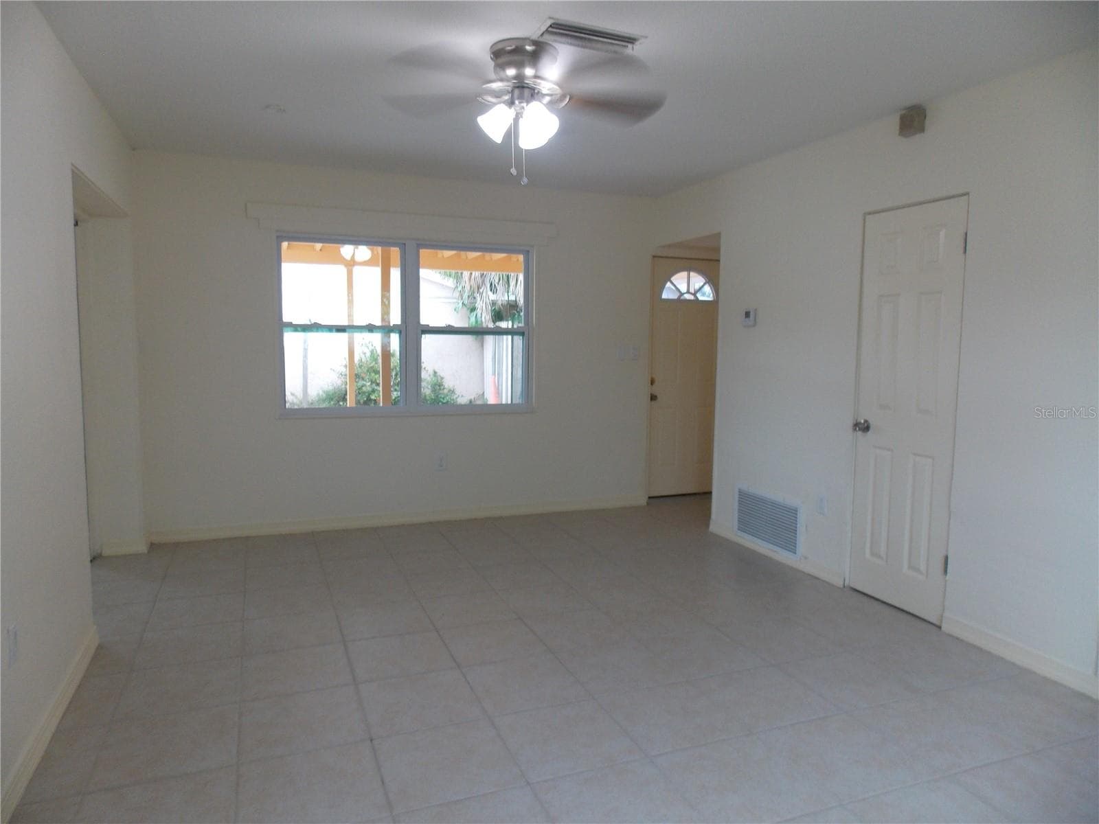 Family Room - 1669 35TH ST, SARASOTA