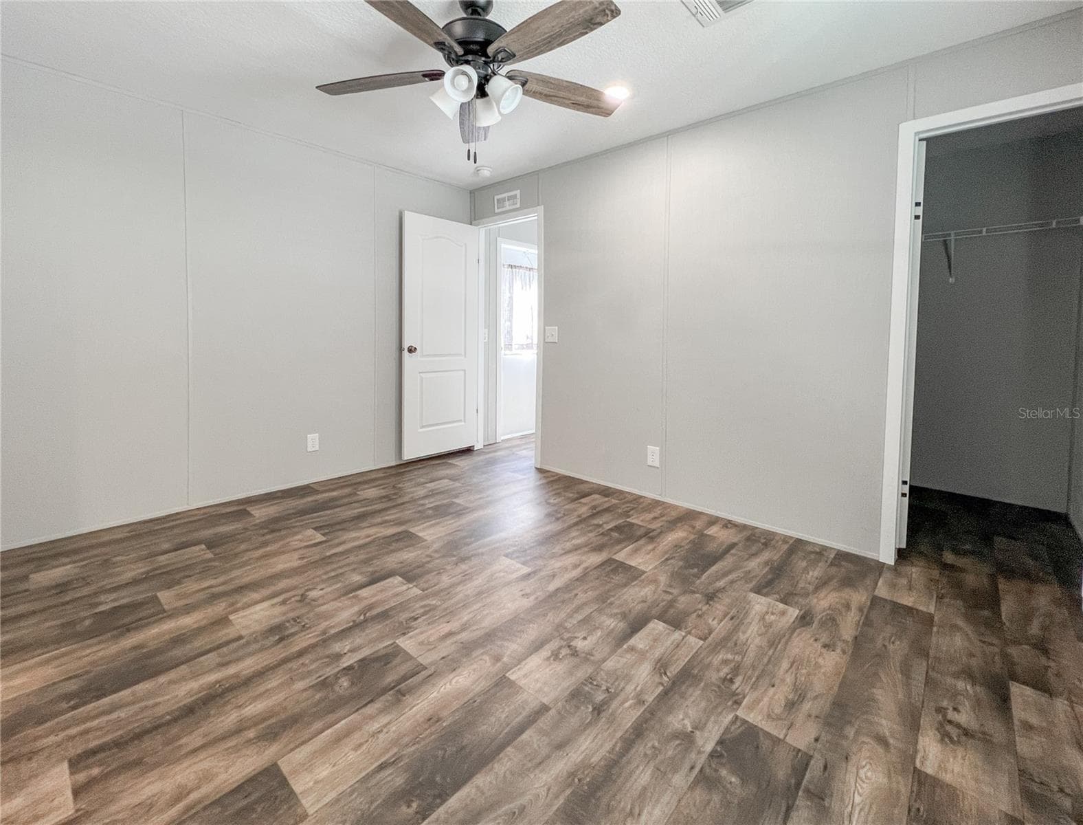 Manufactured Home at 12203 LANTANA AVE, NEW PORT RICHEY, photo 11 of 35