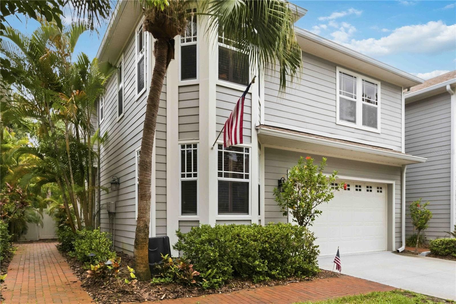 Townhouse at 2869 BAYSHORE TRAILS DR, TAMPA, photo 2 of 42