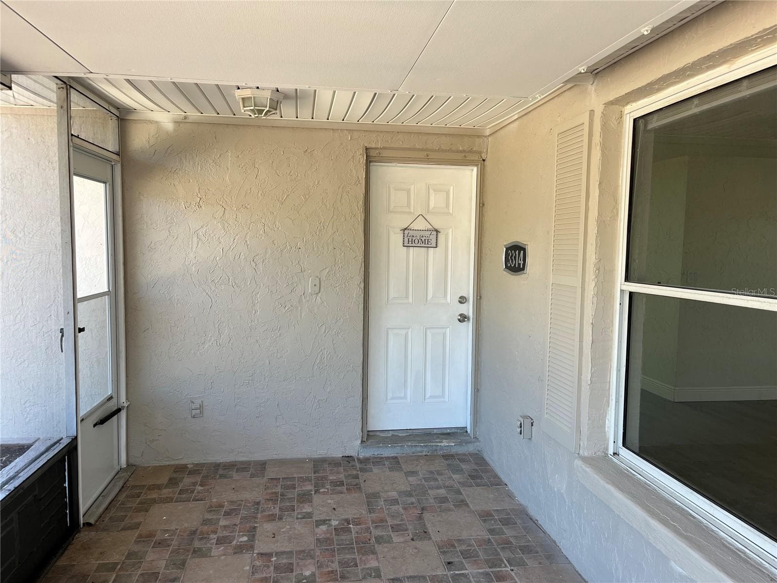 Single Family Residence at 3314 COLUMBUS DR, HOLIDAY, photo 27 of 35
