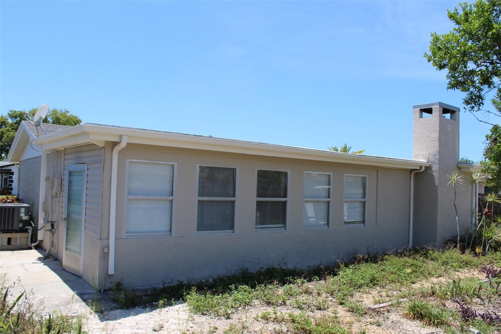 Single Family Residence at 3314 COLUMBUS DR, HOLIDAY, photo 29 of 35