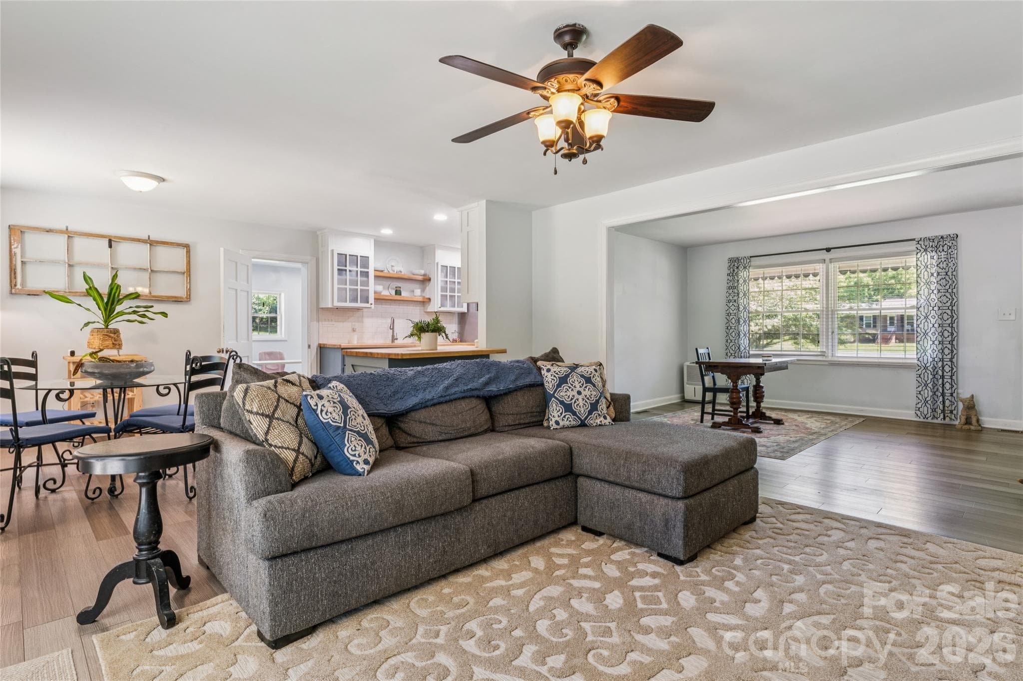 Single Family Residence at Charlotte, photo 9 of 44