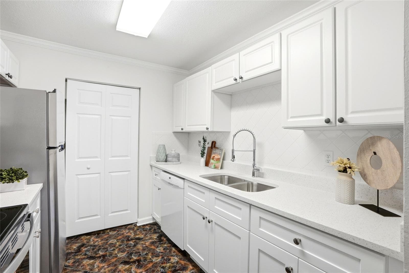 Villa at 1208 14TH CIR SE, LARGO, photo 18 of 43
