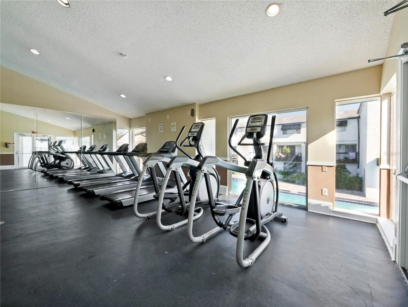 Condominium at 4111 S SEMORAN BLVD #3, ORLANDO, photo 17 of 22
