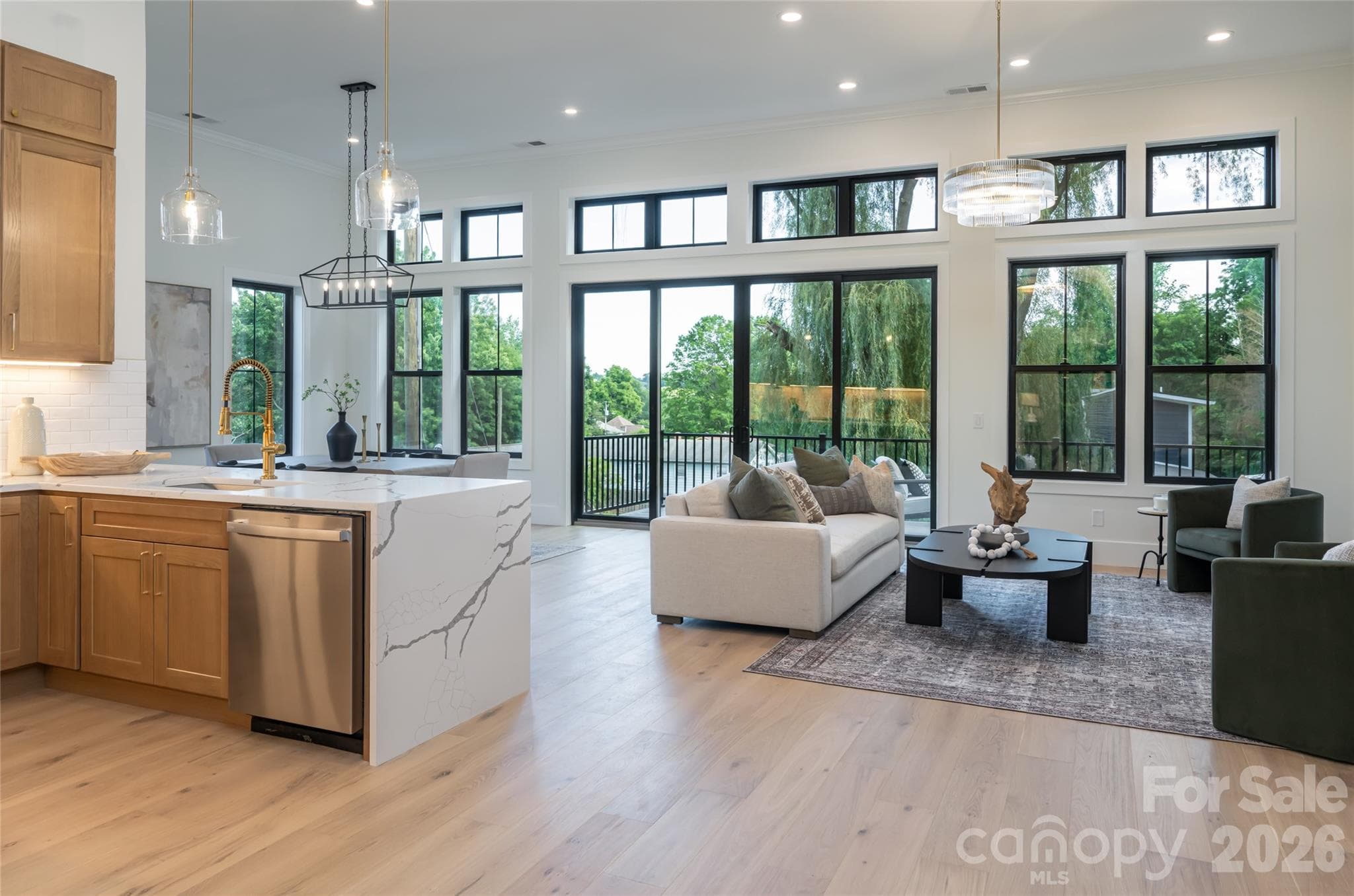 Single Family Residence at 6 Dailey Drive, Asheville, photo 12 of 45