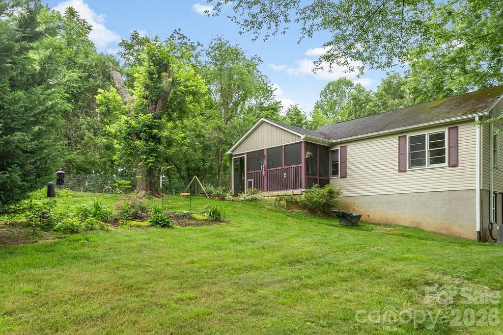 Single Family Residence at 3 Odie Lane, Candler, photo 4 of 43