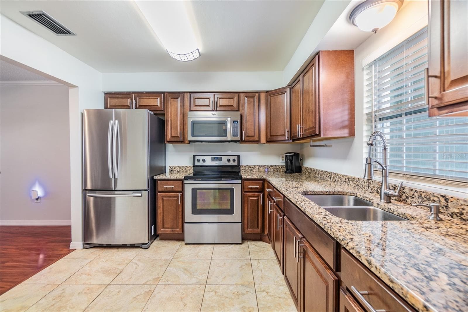 Condominium at 701 POINSETTIA RD #306, BELLEAIR, photo 3 of 27
