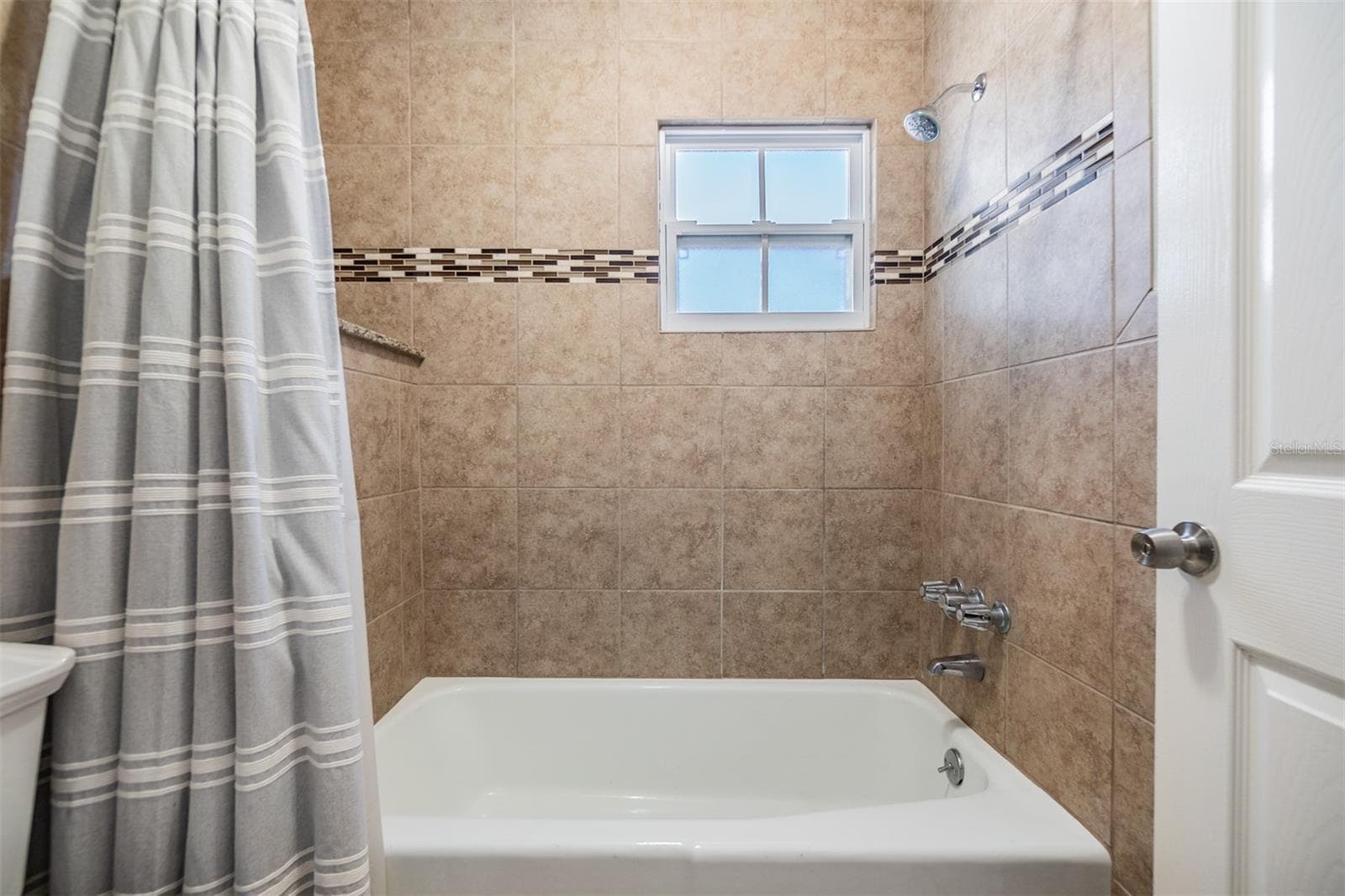 Condominium at 701 POINSETTIA RD #306, BELLEAIR, photo 11 of 27
