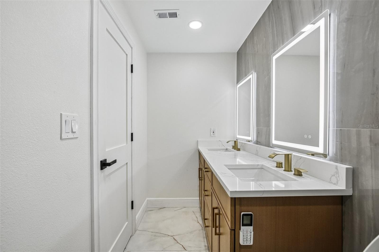 Single Family Residence at 2230 ALBRIGHT DR, CLEARWATER, photo 16 of 40