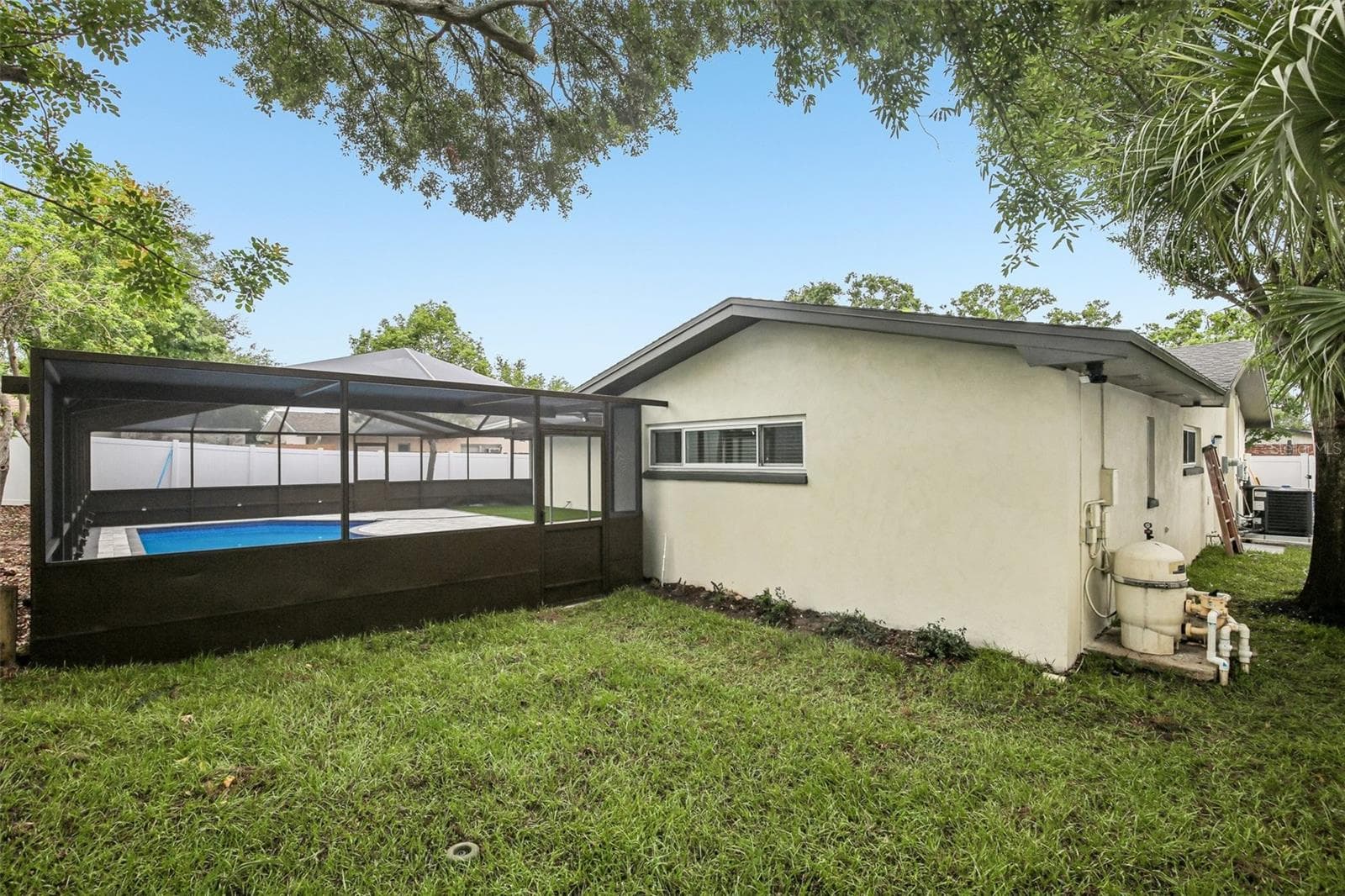 Single Family Residence at 2230 ALBRIGHT DR, CLEARWATER, photo 36 of 40