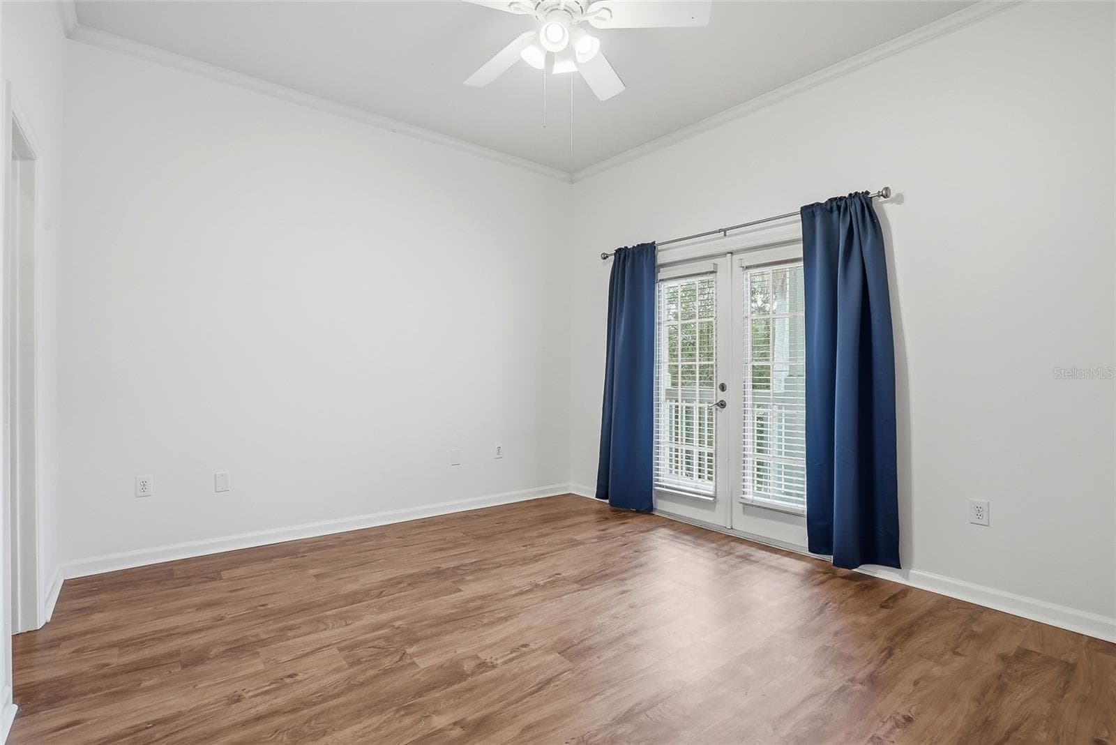 Primary Bedroom with a Balcony - 809 S OREGON AVE #B, TAMPA