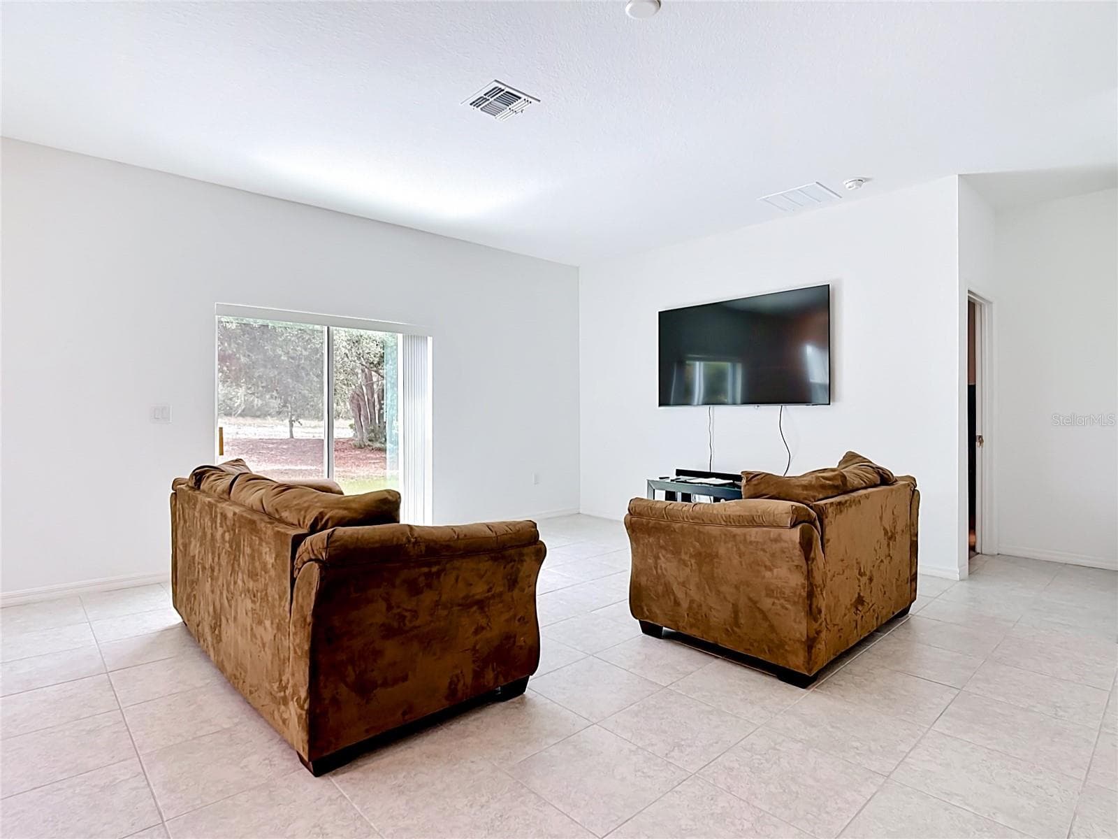 Single Family Residence at 1414 ORLANDO CT, POINCIANA, photo 13 of 41