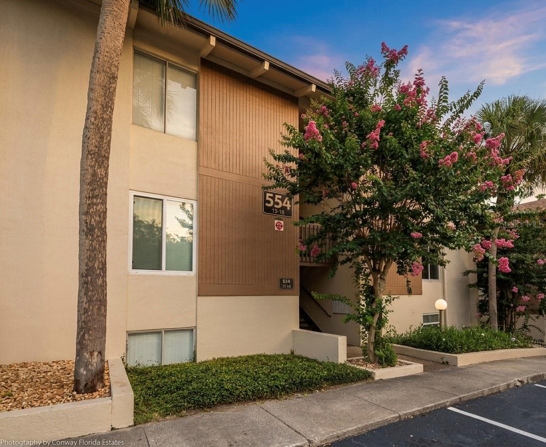 554 ORANGE DR #15