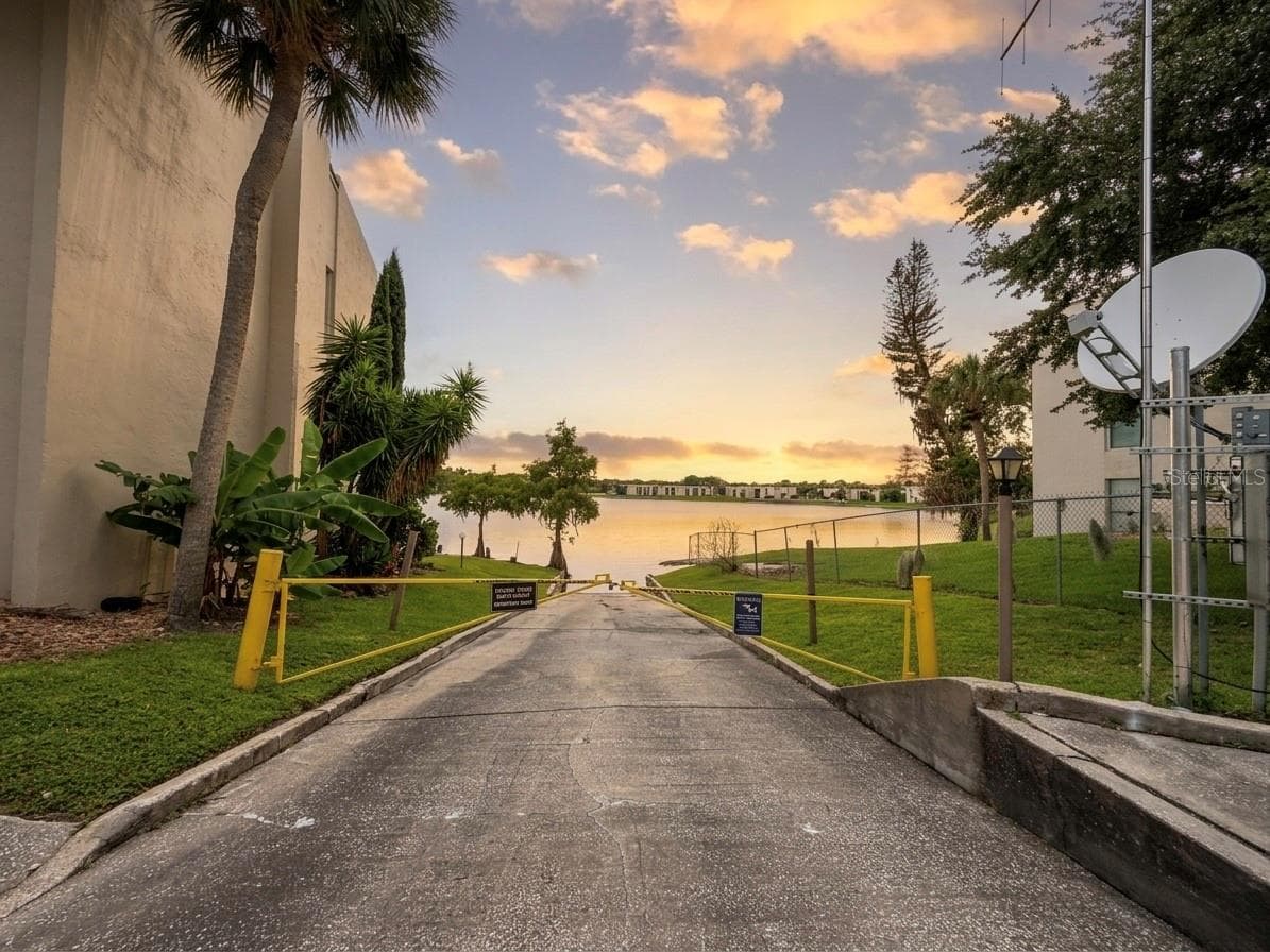 Condominium at 554 ORANGE DR #15, ALTAMONTE SPRINGS, photo 15 of 20