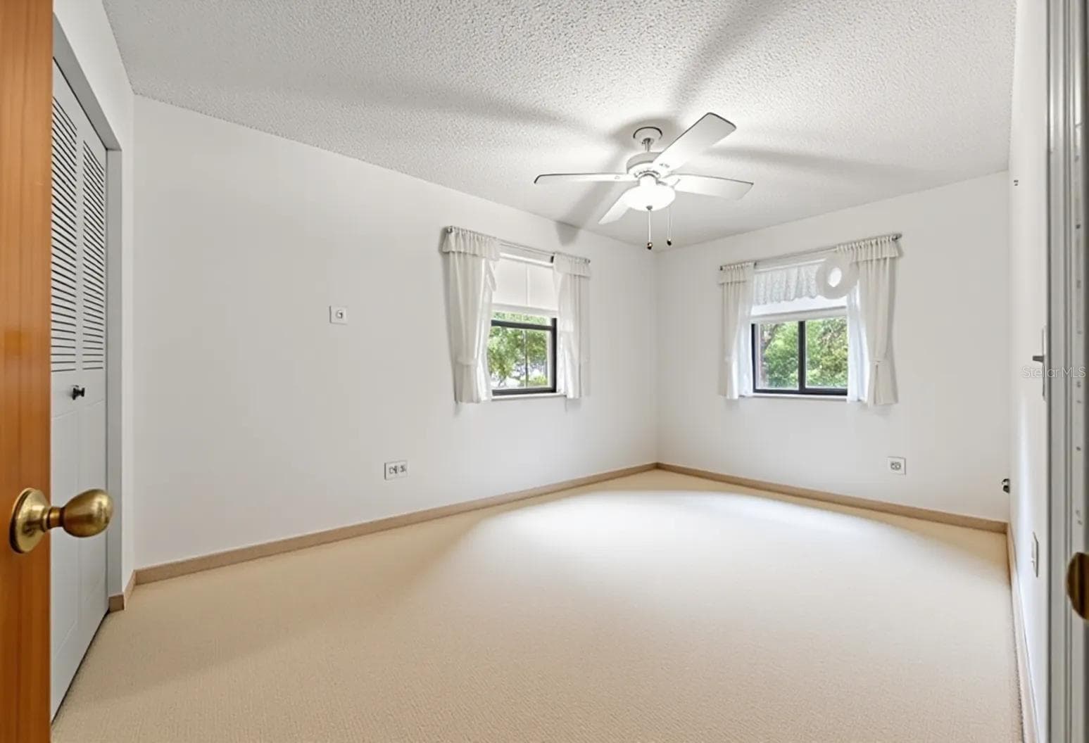 Single Family Residence at 495 & 499 N ROBIN HOOD RD, INVERNESS, photo 24 of 37