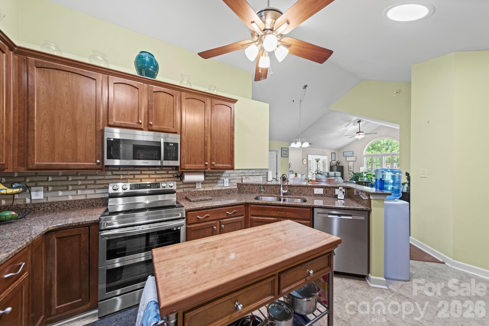 Condominium at 5418 Prosperity View Drive, Charlotte, photo 16 of 21