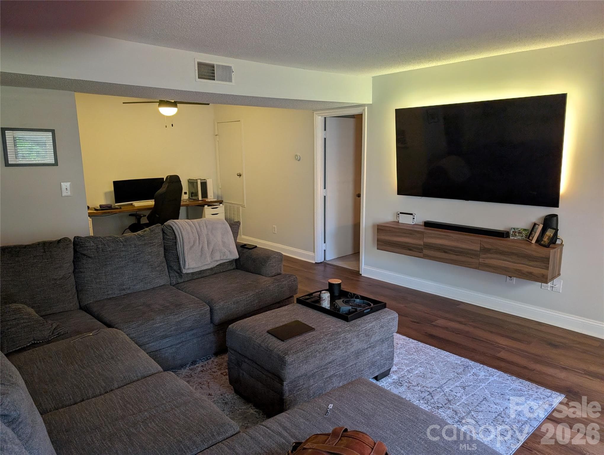 Living Room - Charlotte