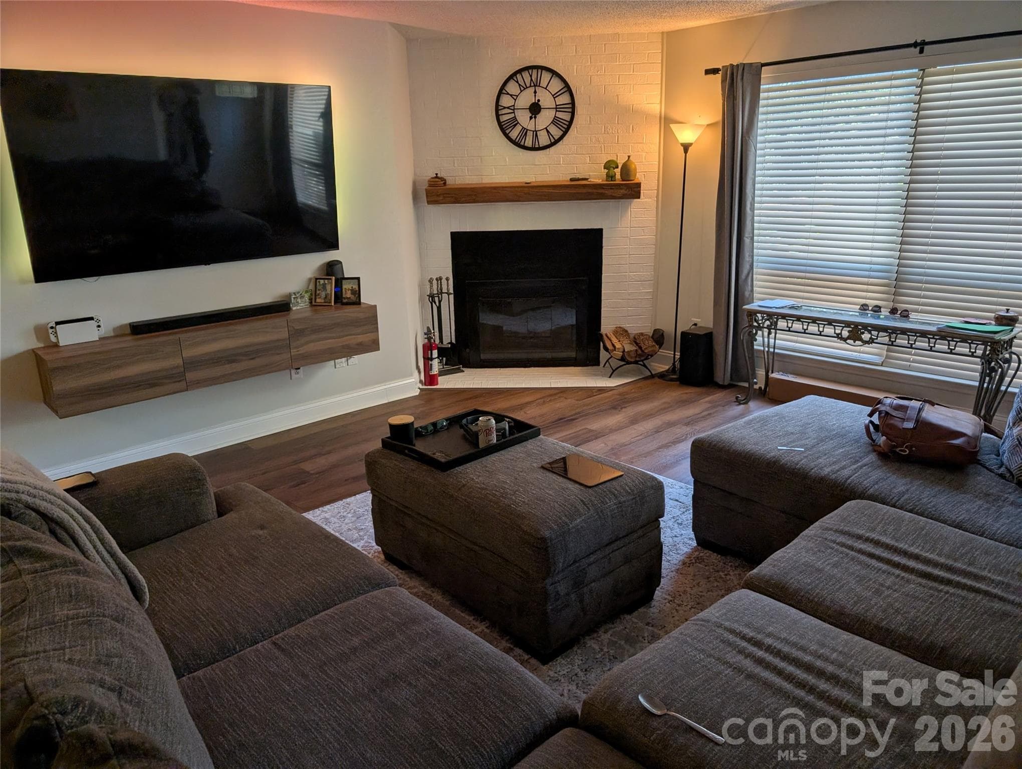 Living room - Charlotte