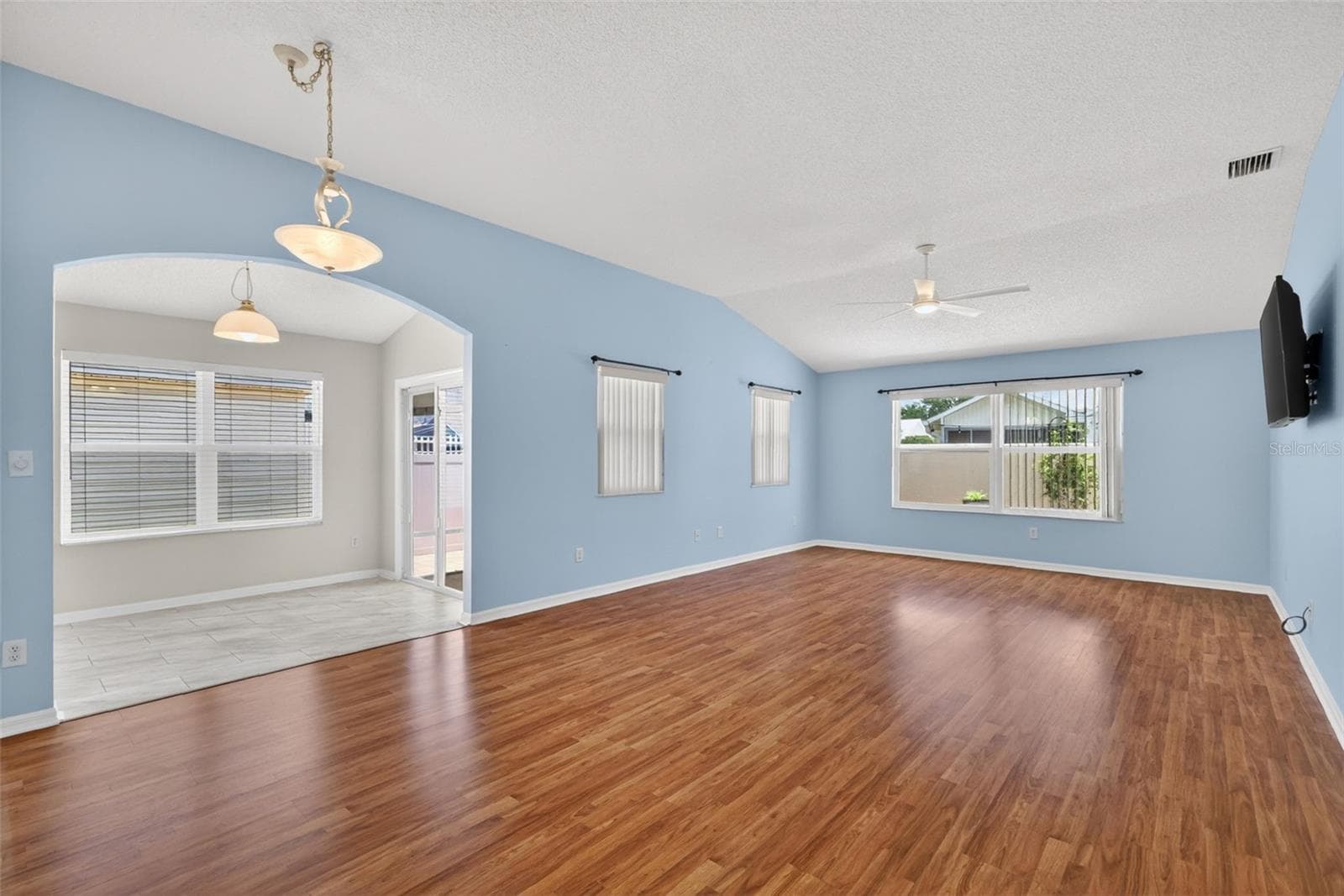 Single Family Residence at 17755 SE 84TH SHELDON TER, THE VILLAGES, photo 4 of 28