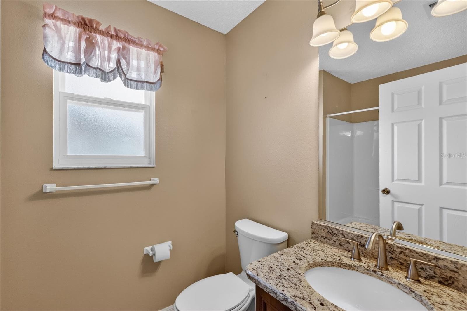 Single Family Residence at 17755 SE 84TH SHELDON TER, THE VILLAGES, photo 19 of 28