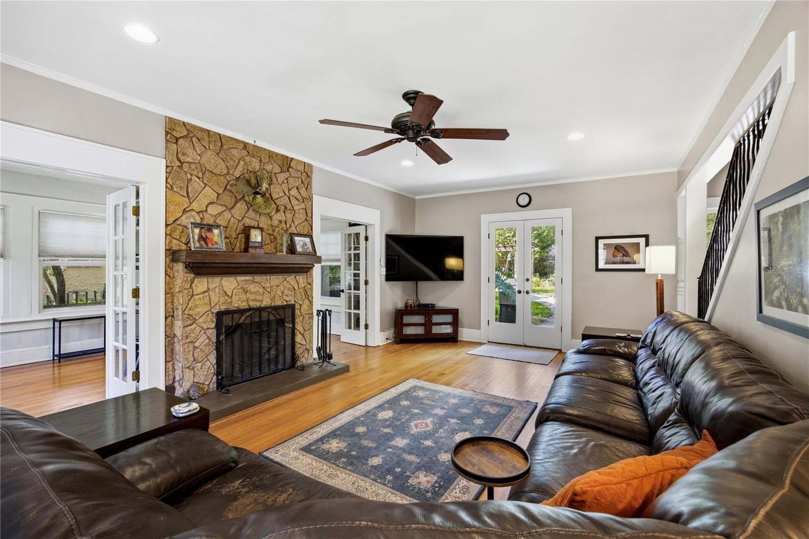 Single Family Residence at 720 NE BOULEVARD, GAINESVILLE, photo 11 of 60