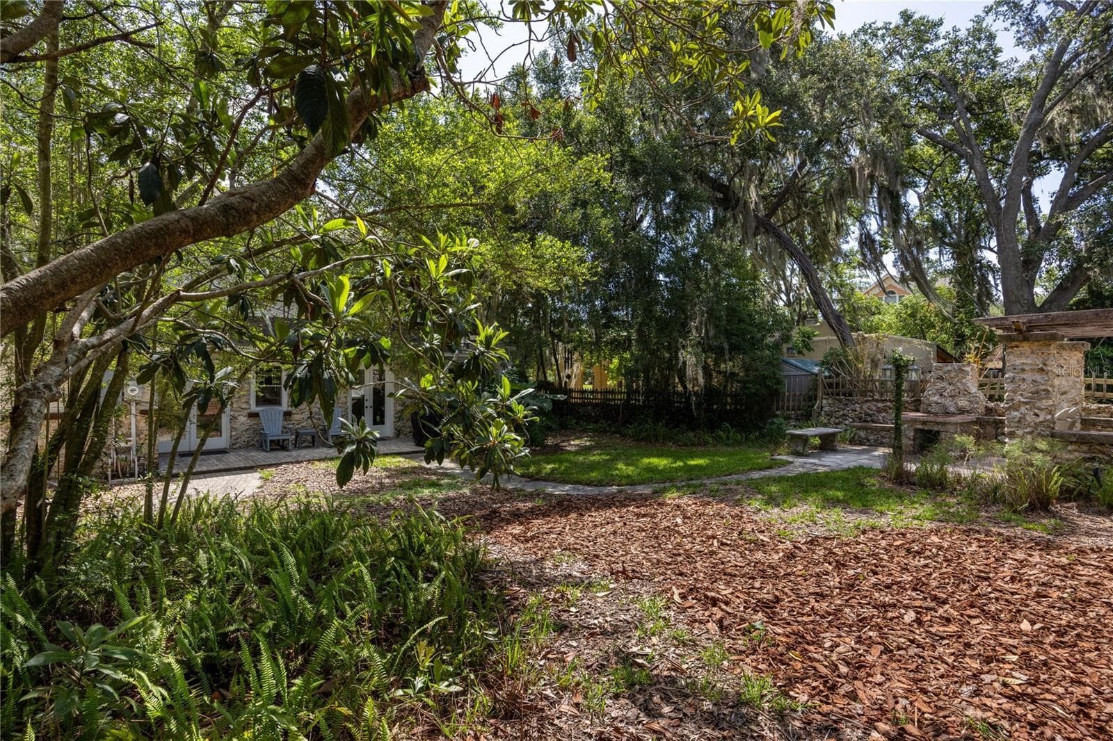 Single Family Residence at 720 NE BOULEVARD, GAINESVILLE, photo 42 of 60