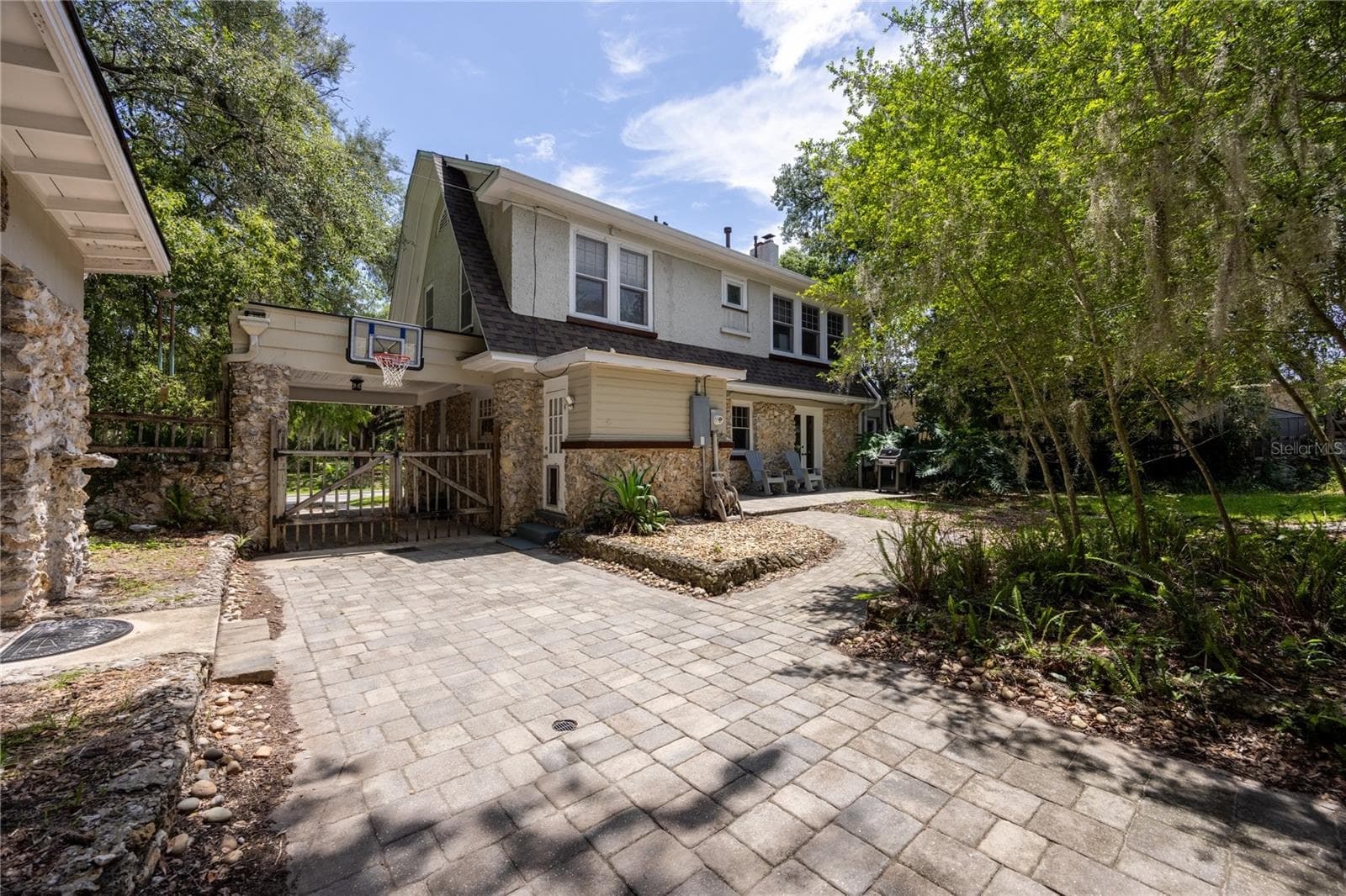 Single Family Residence at 720 NE BOULEVARD, GAINESVILLE, photo 50 of 60