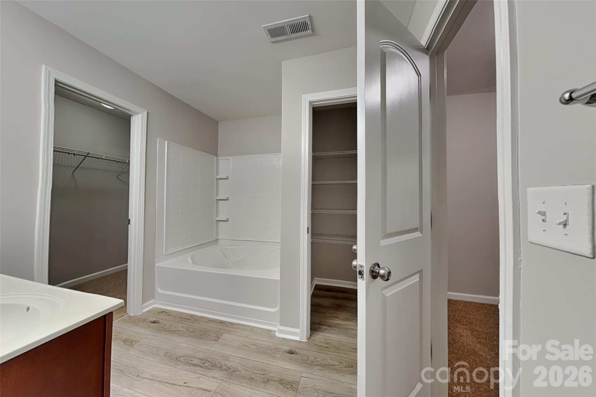 Single Family Residence at 5505 Lee Marie Lane, Charlotte, photo 9 of 22