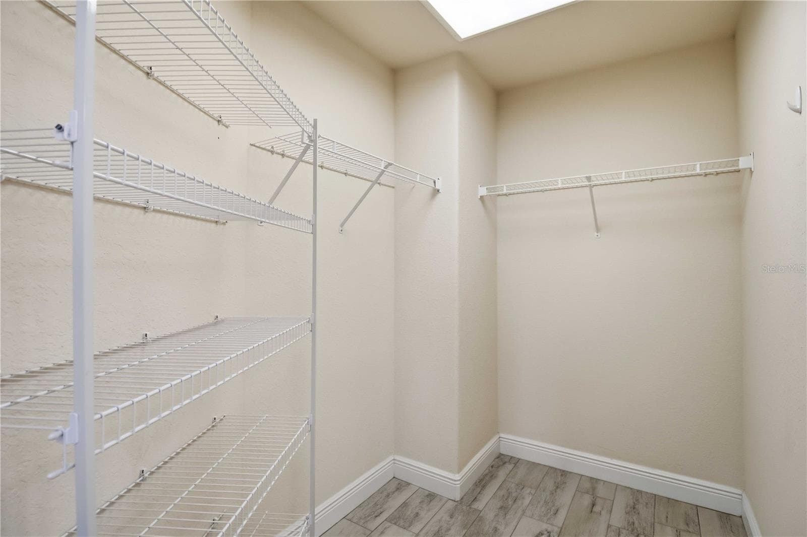 Condominium at 501 HABEN BLVD #704, PALMETTO, photo 27 of 57