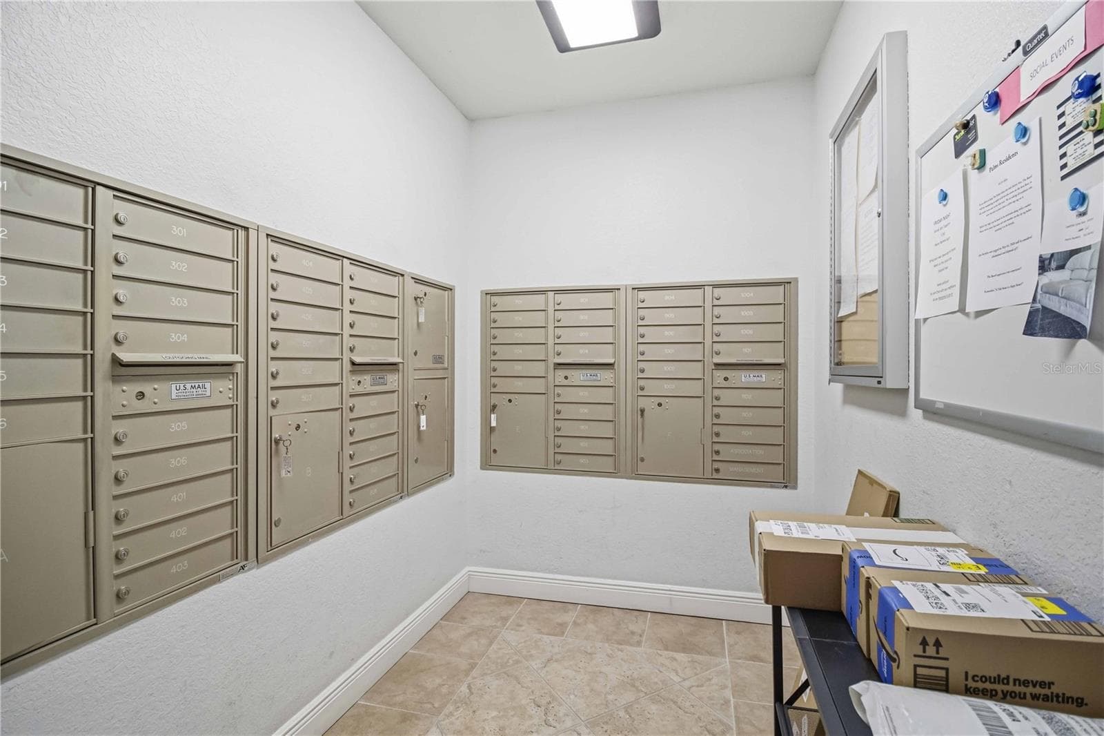 Condominium at 501 HABEN BLVD #704, PALMETTO, photo 48 of 57