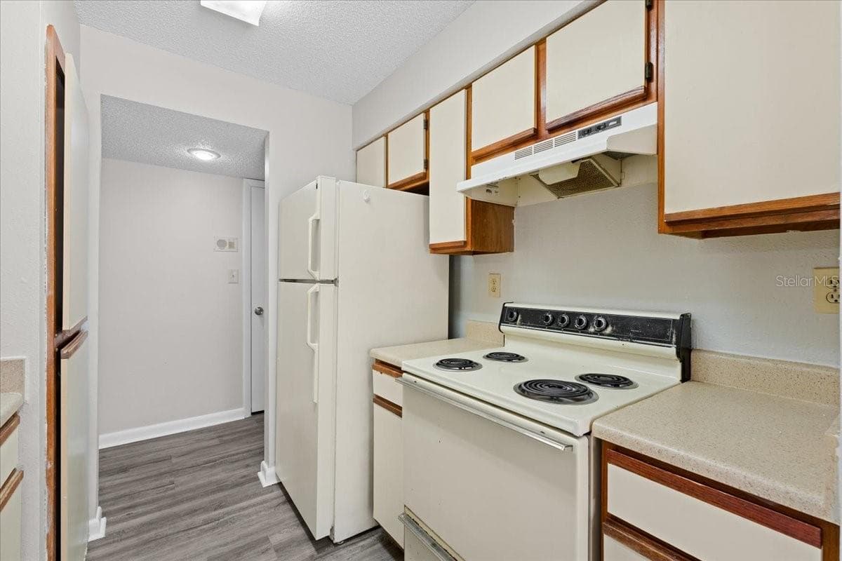 Condominium at 8641 FANCY FINCH DR #102, TAMPA, photo 9 of 29