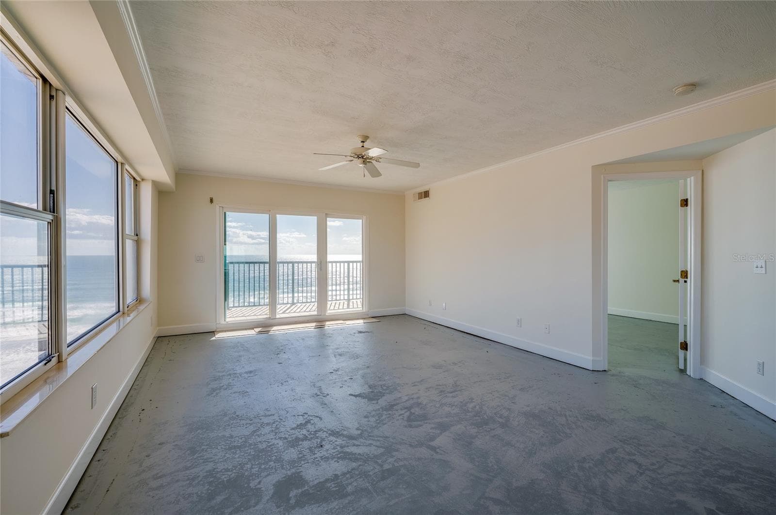Living Room - 4535 S ATLANTIC AVE #2701, PORT ORANGE