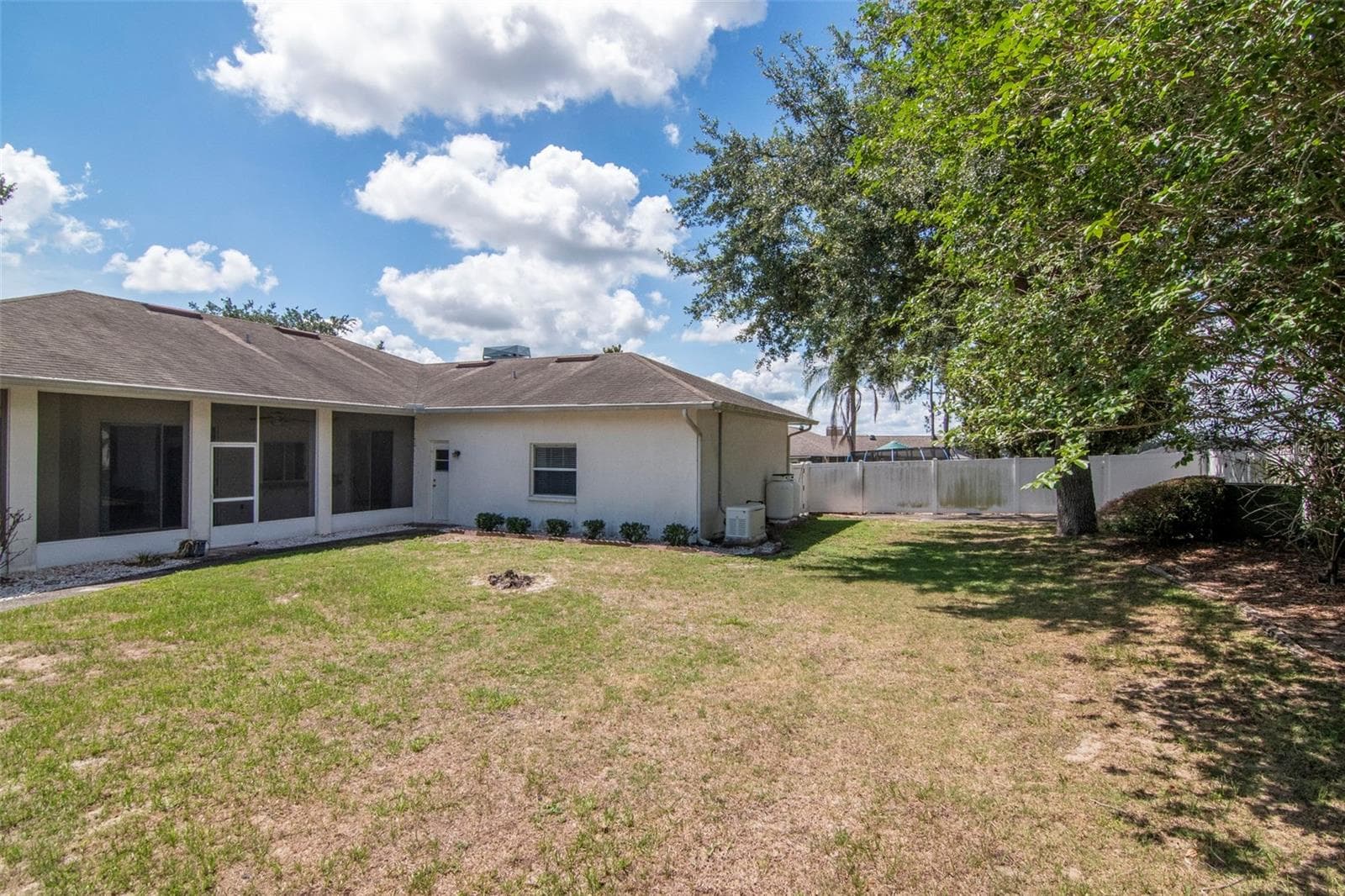 Single Family Residence at 5715 TANASI CT, LAKELAND, photo 33 of 37