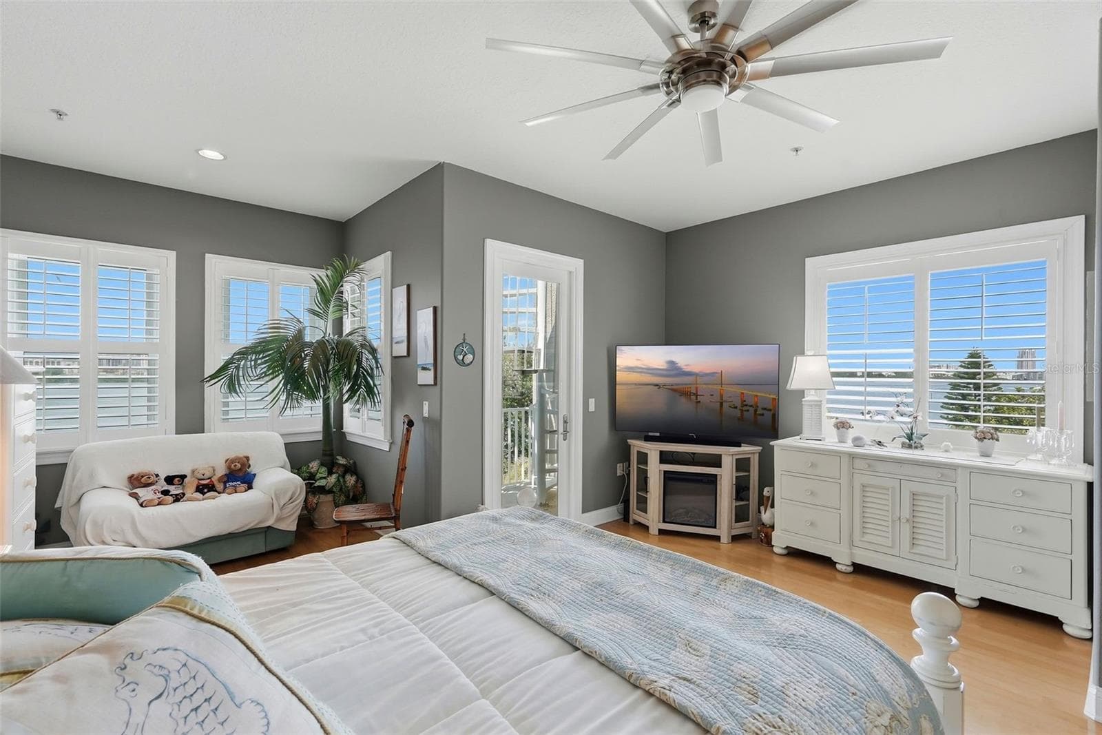 A most charming seaside master! Spiral stairway leads to rooftop terrace. - 200 BRIGHTWATER DR #10, CLEARWATER BEACH