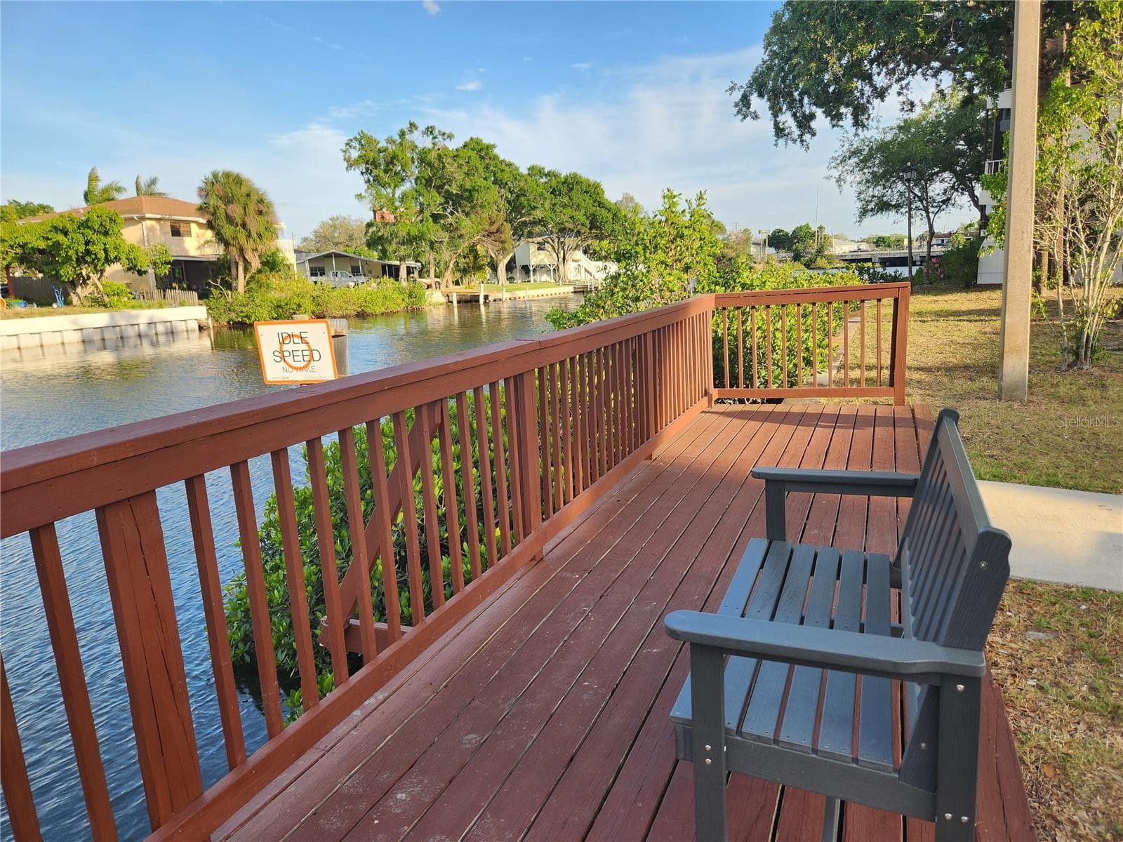 Bench on the river - 9101 W HILLSBOROUGH AVE #I209, TAMPA