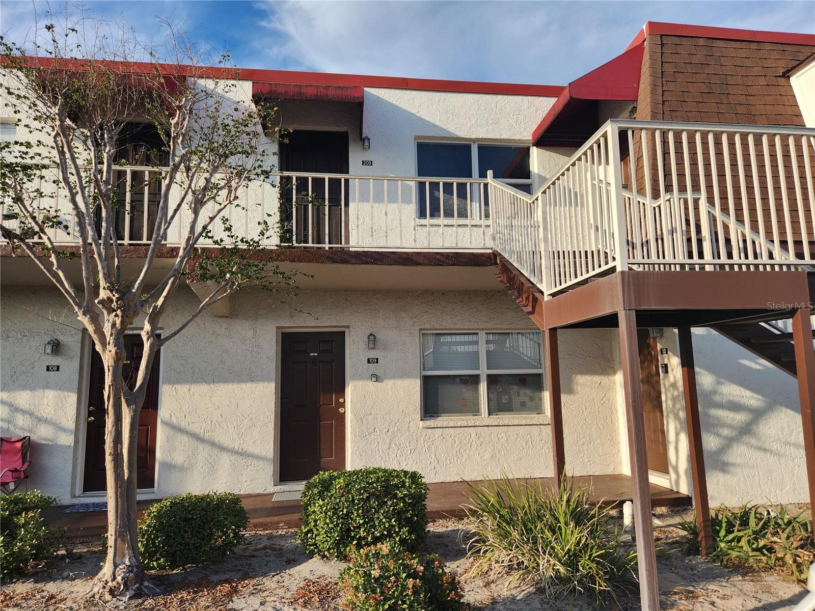 Front Exterior of Unit on 2nd Floor - 9101 W HILLSBOROUGH AVE #I209, TAMPA