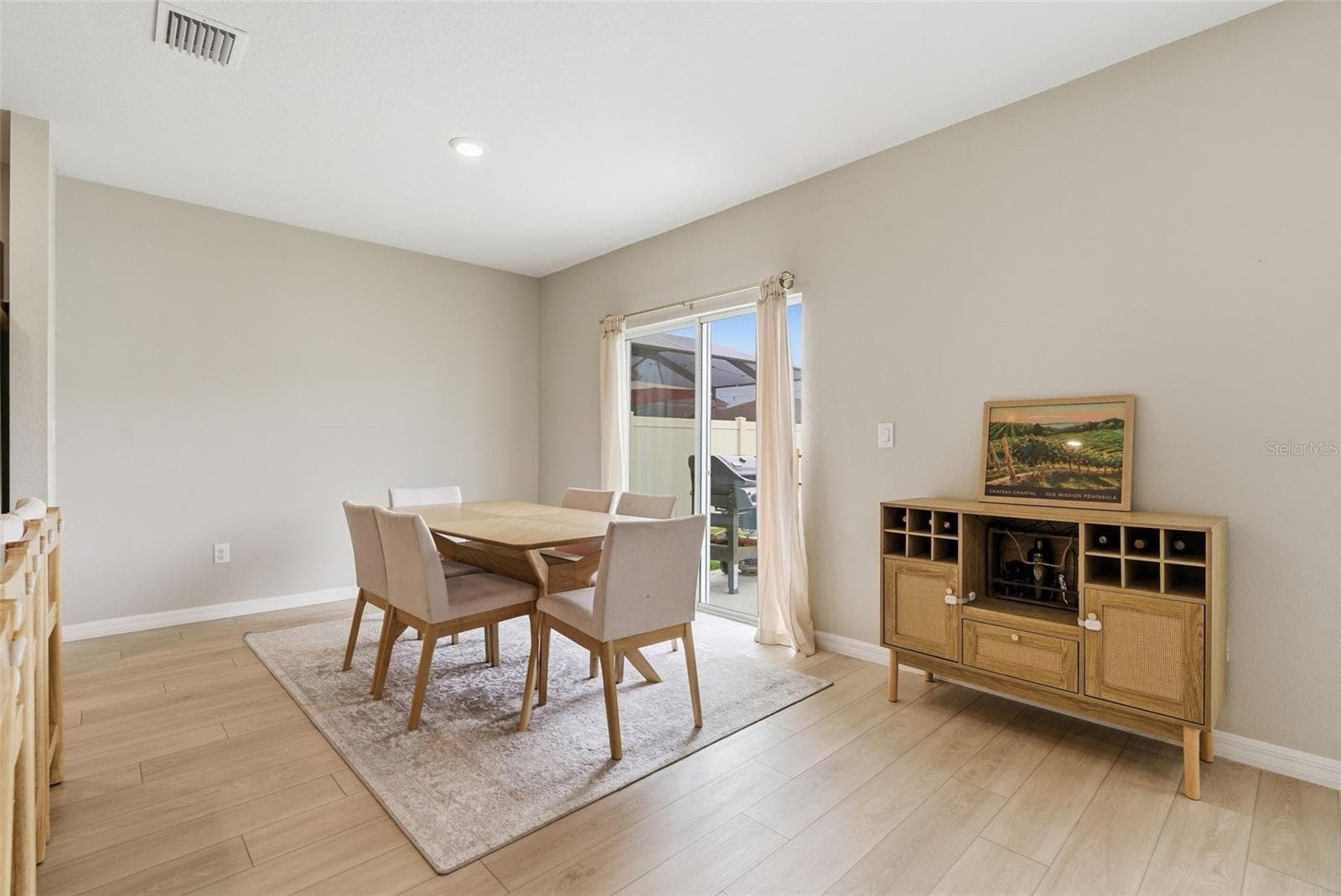 Single Family Residence at 12950 PASTURE WOODS PL, LITHIA, photo 14 of 40