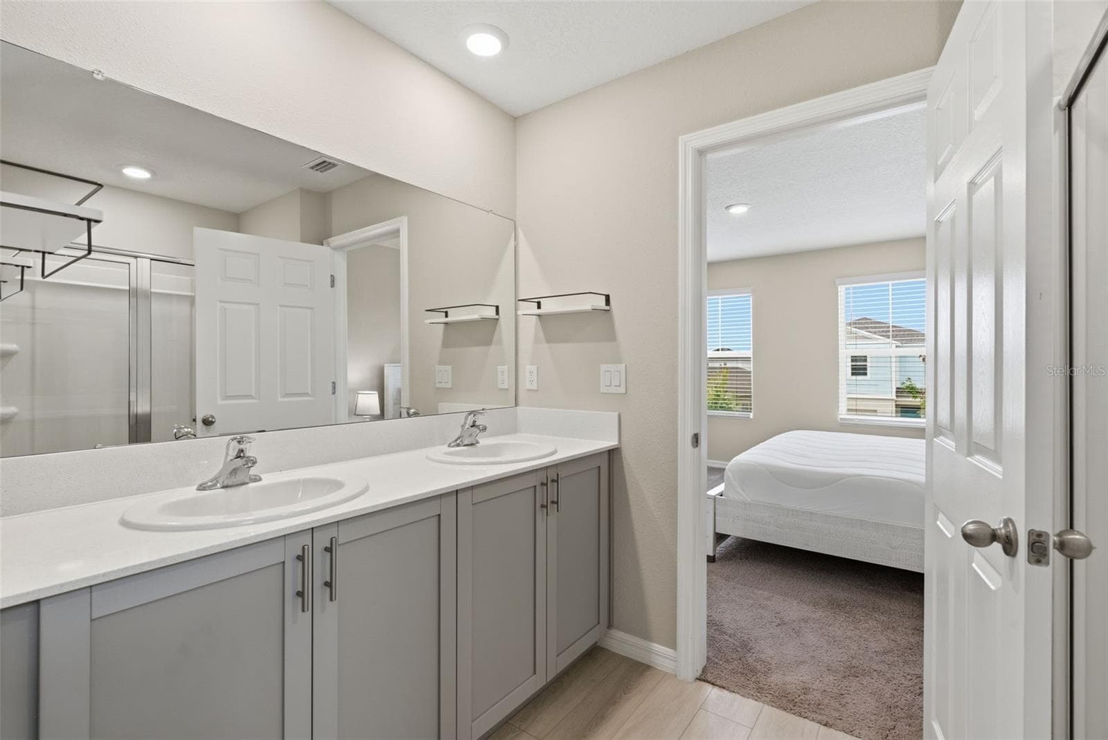 Single Family Residence at 12950 PASTURE WOODS PL, LITHIA, photo 24 of 40