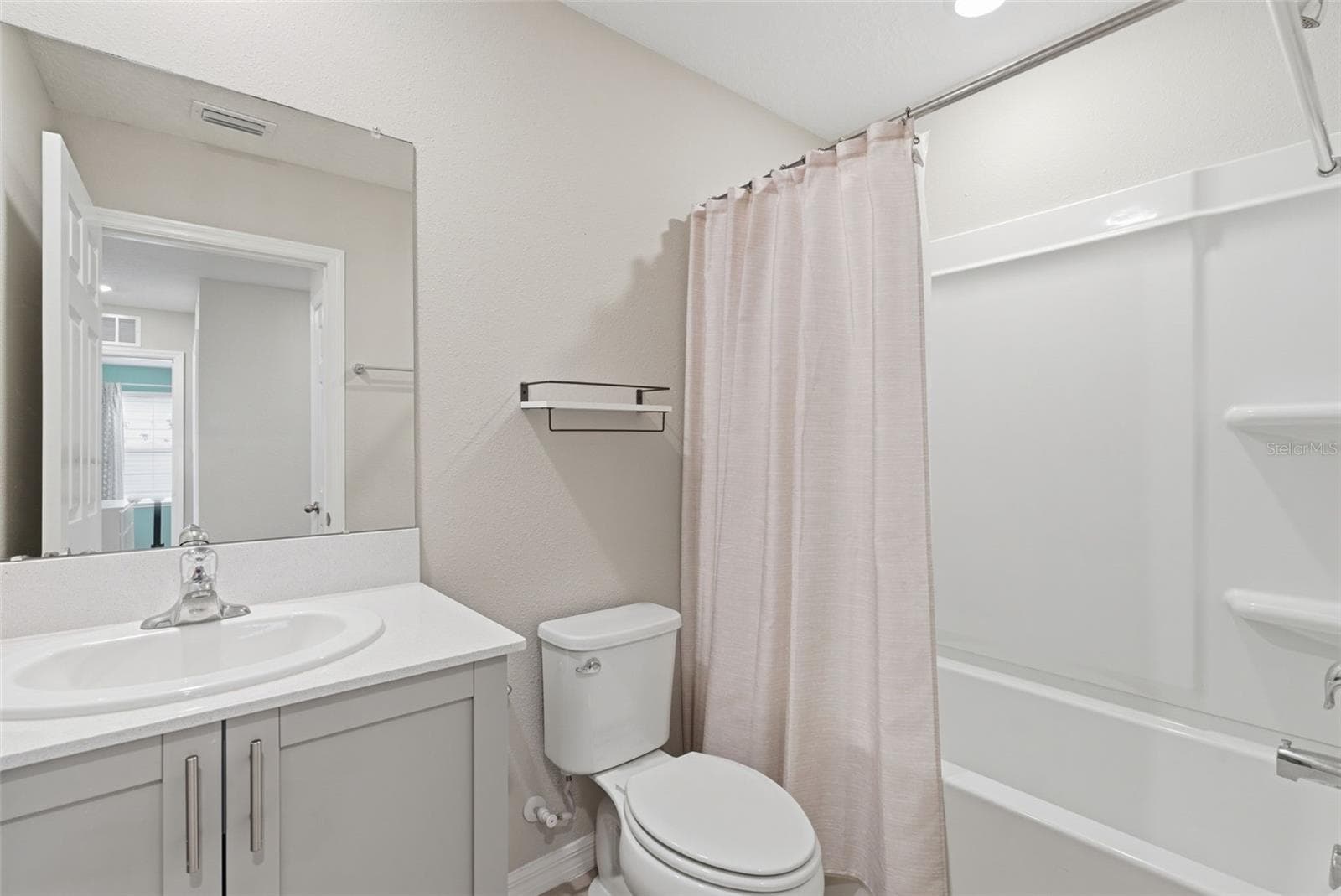 Single Family Residence at 12950 PASTURE WOODS PL, LITHIA, photo 29 of 40