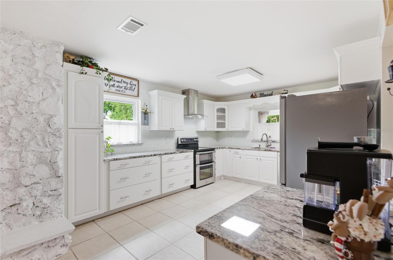 Single Family Residence at 6538 NIGHTWIND CIR, ORLANDO, photo 11 of 48