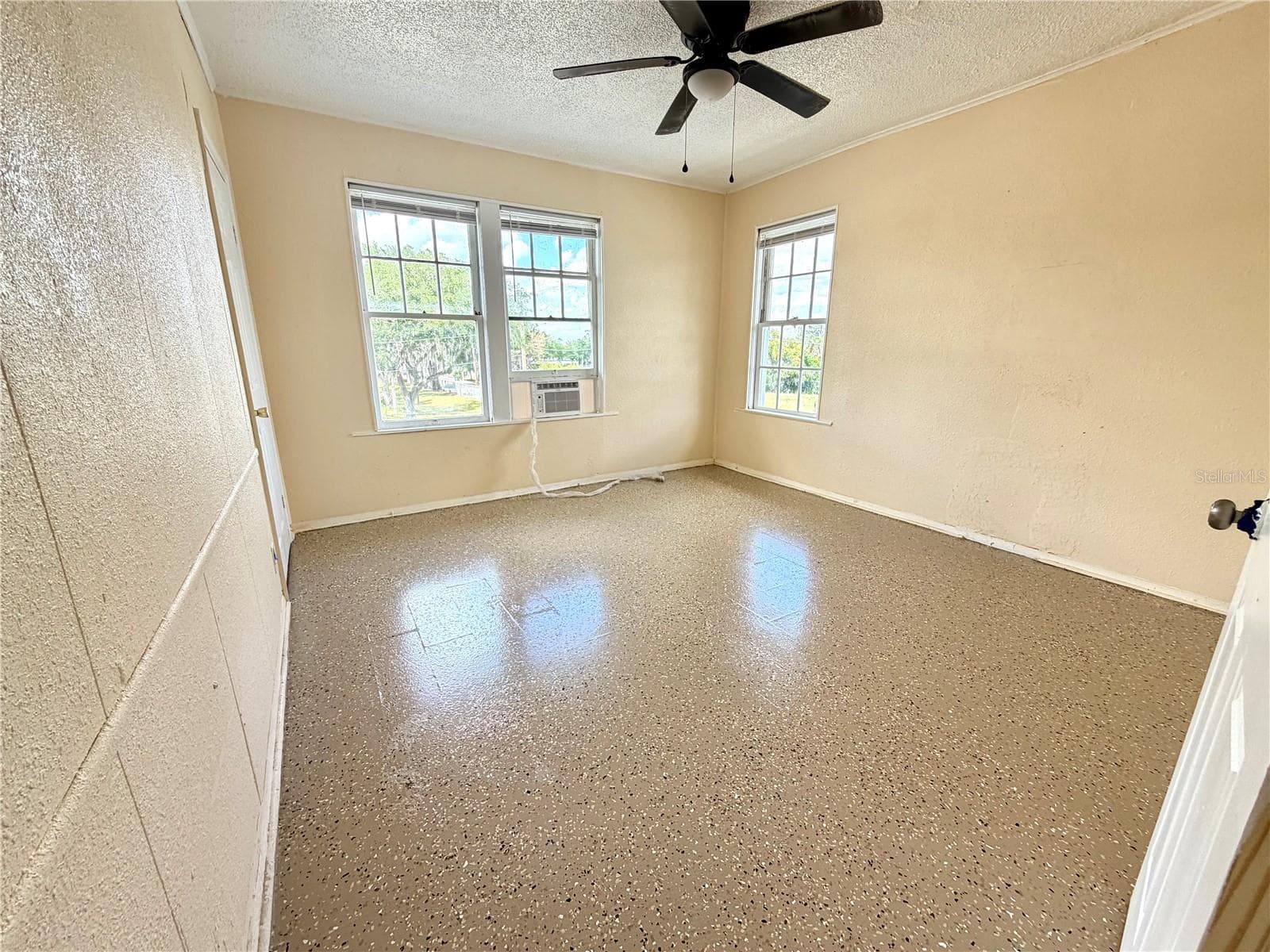 Single Family Residence at 204 AVENUE D NE, WINTER HAVEN, photo 34 of 36