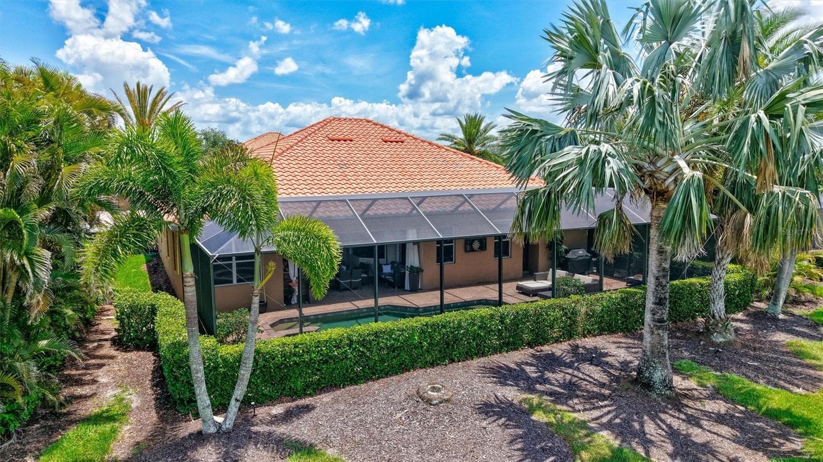Single Family Residence at 7511 HERITAGE GRAND PL, BRADENTON, photo 10 of 98