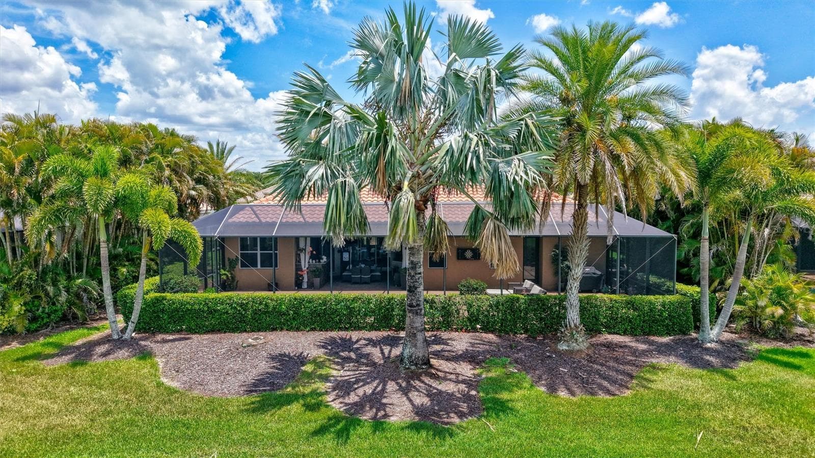 Single Family Residence at 7511 HERITAGE GRAND PL, BRADENTON, photo 11 of 98