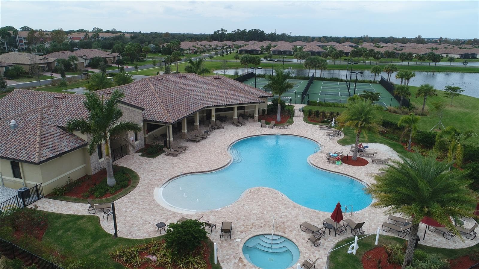 Single Family Residence at 7511 HERITAGE GRAND PL, BRADENTON, photo 93 of 98