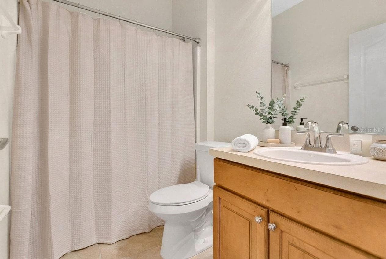 Guest Bathroom - 34346 TUSCANY AVENUE, SORRENTO
