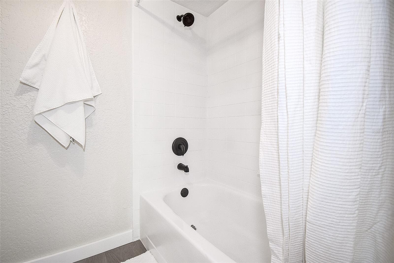 Condominium at 6204 92ND PL N #3705, PINELLAS PARK, photo 17 of 43