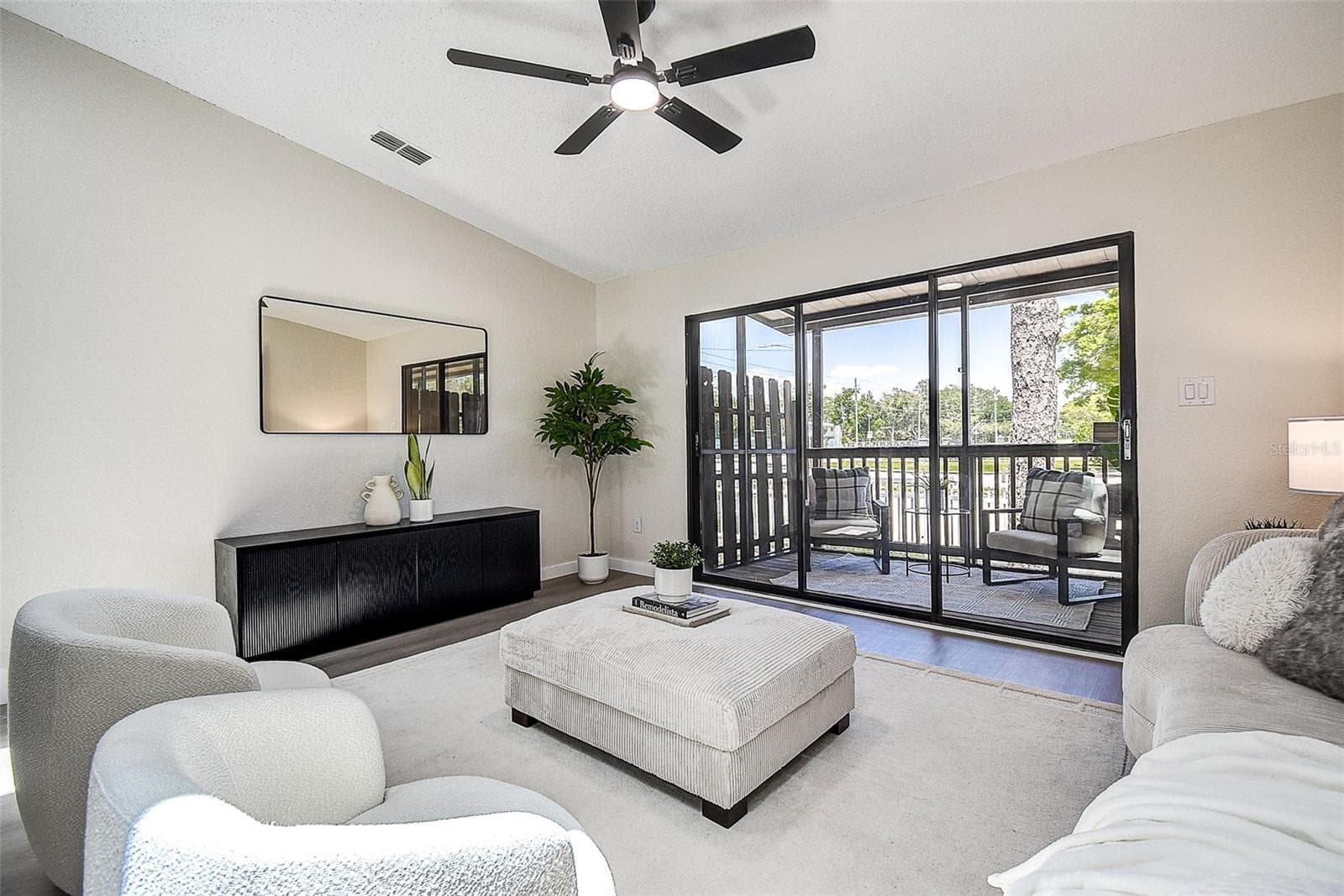 Condominium at 6204 92ND PL N #3705, PINELLAS PARK, photo 22 of 43