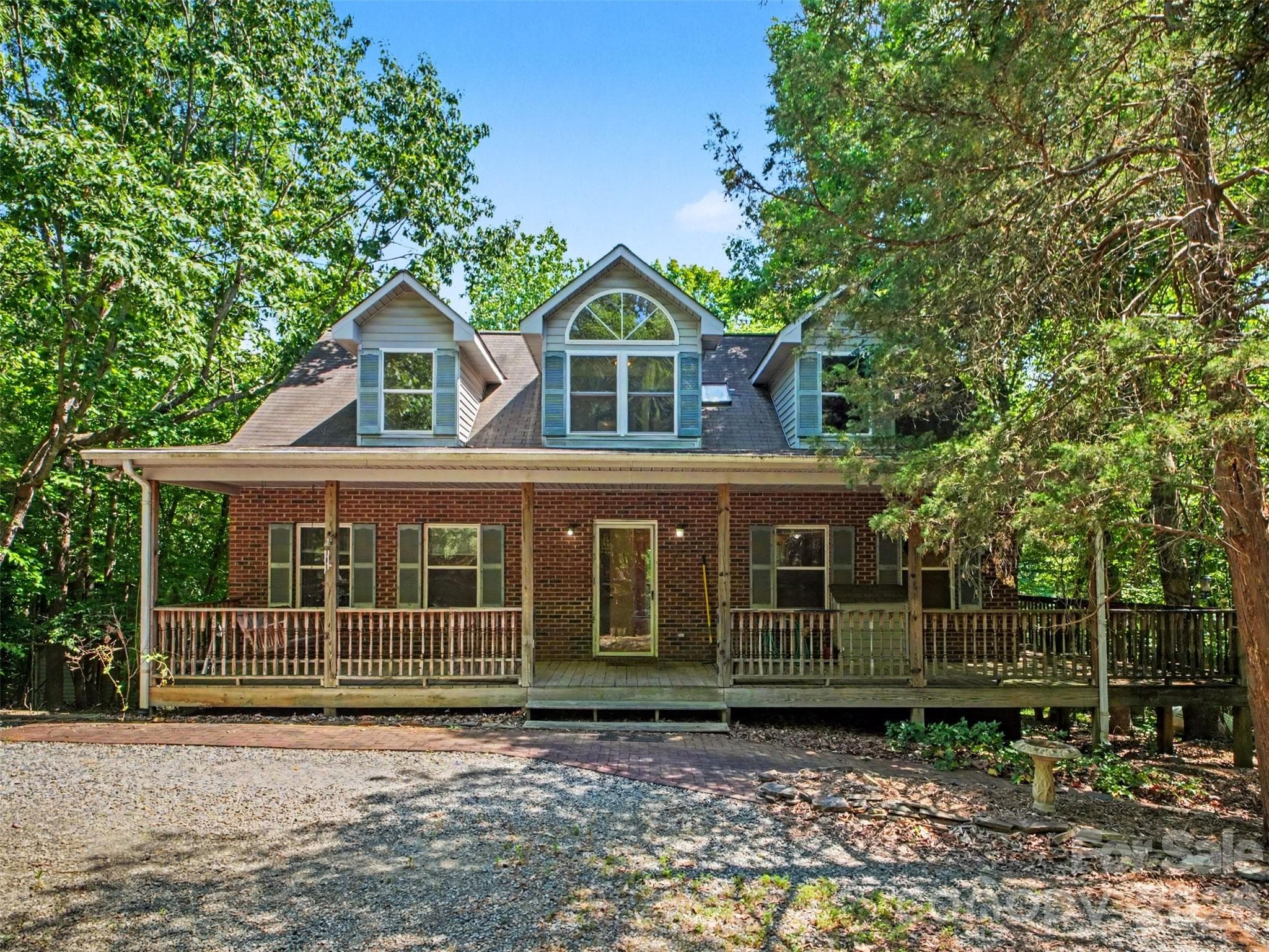 Exterior - Huntersville