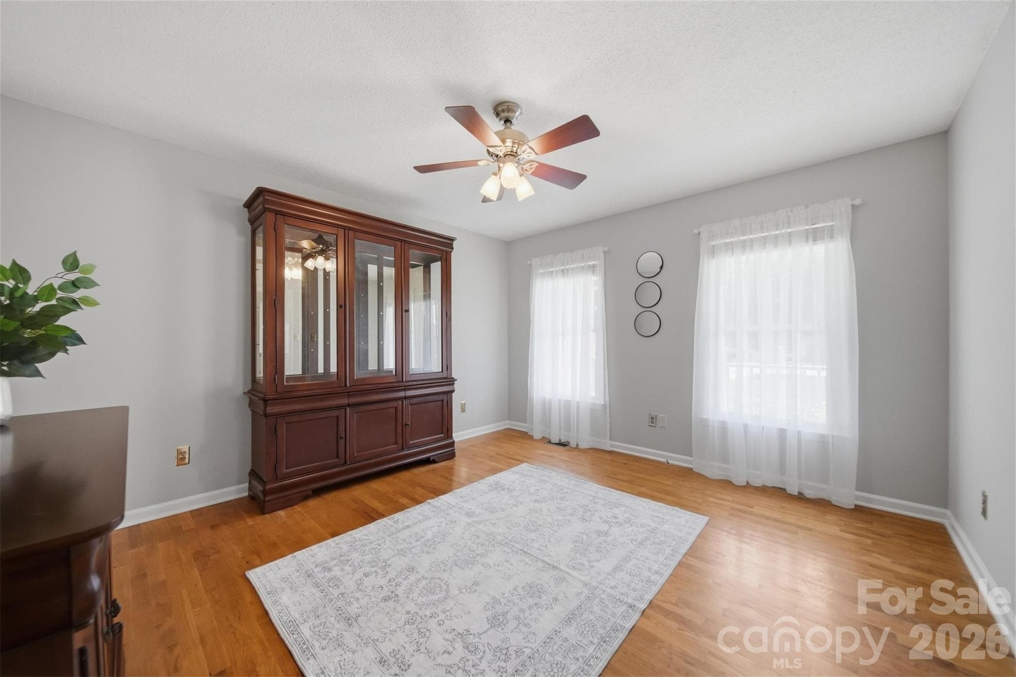 Single Family Residence at 1948 Twin Ponds Drive, Hickory, photo 13 of 48