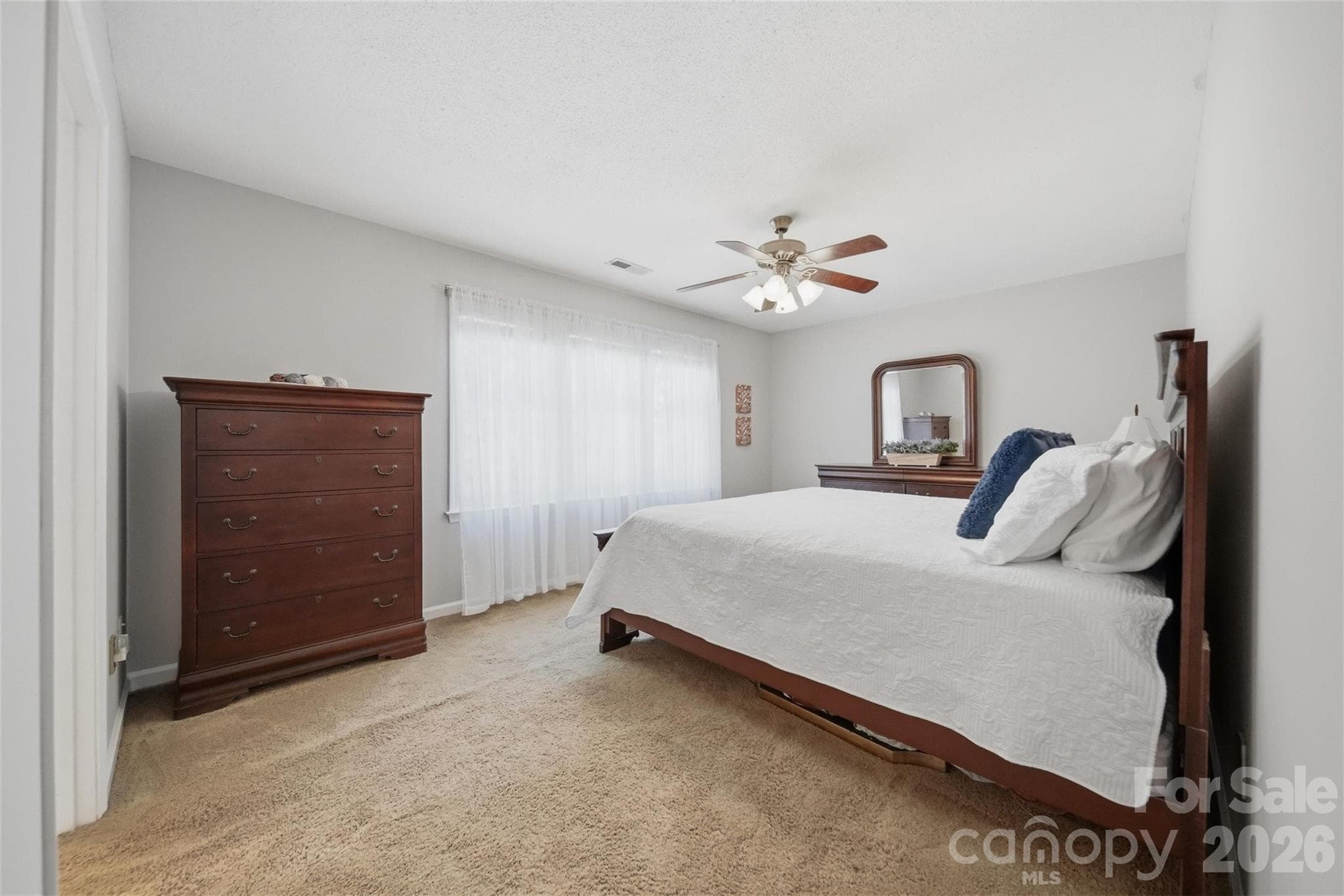 Single Family Residence at 1948 Twin Ponds Drive, Hickory, photo 21 of 48